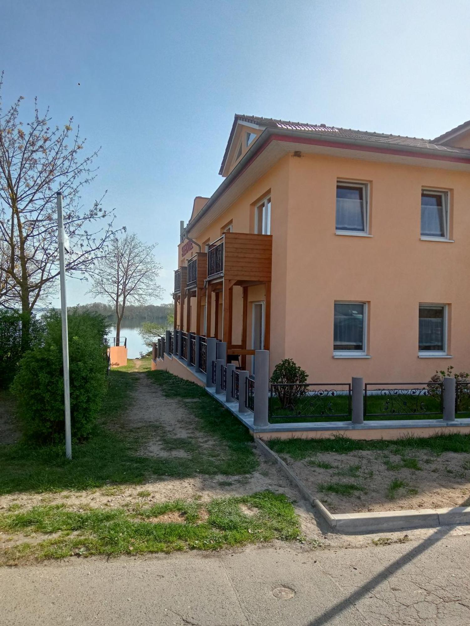 Seehotel Bad Kleinen エクステリア 写真