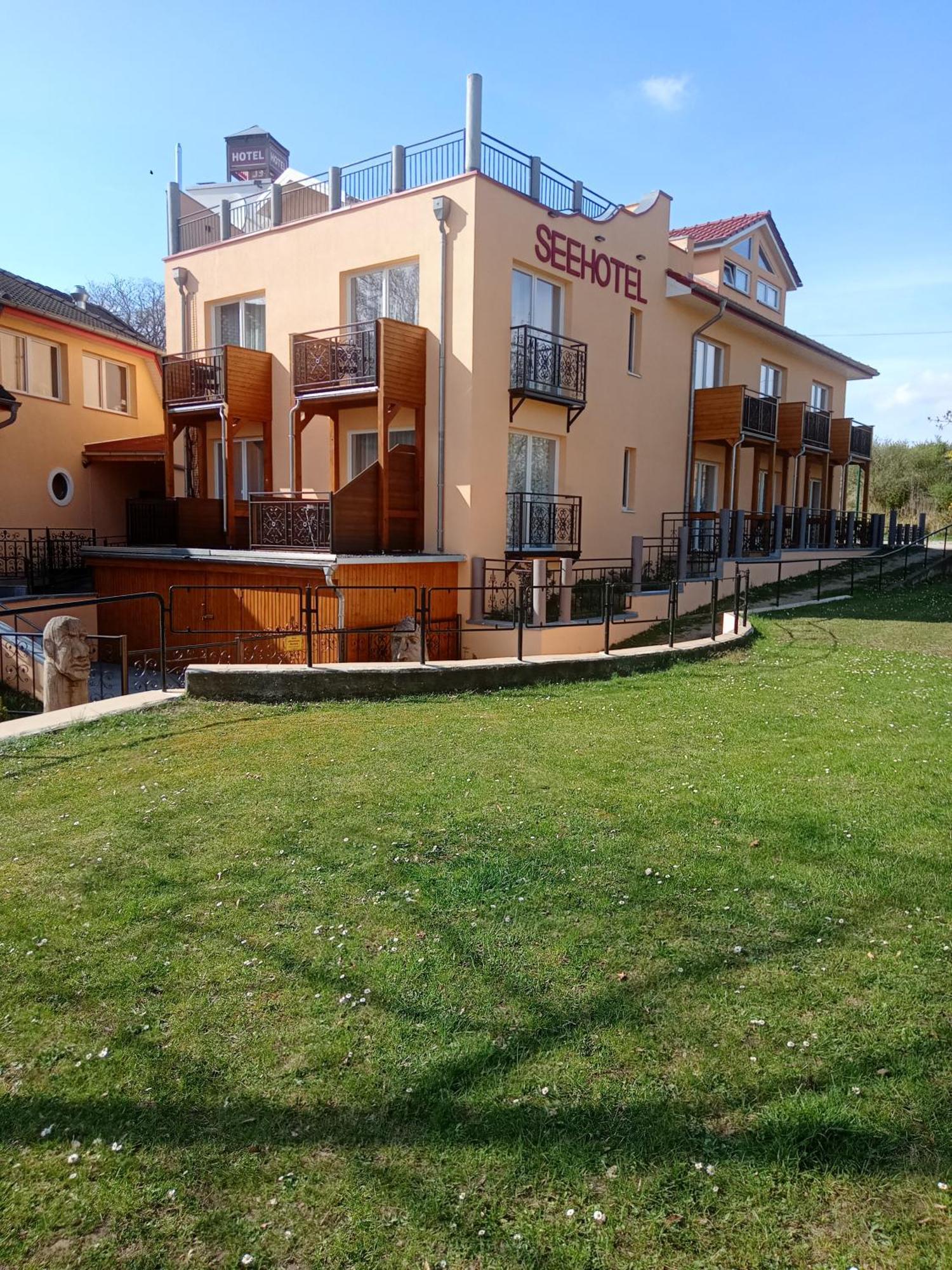 Seehotel Bad Kleinen エクステリア 写真